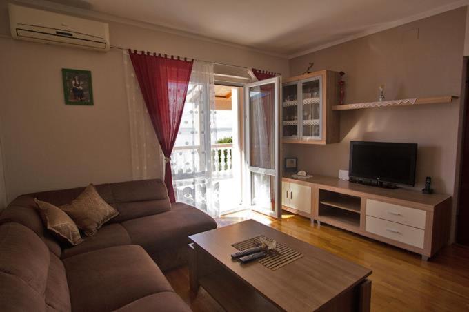 Apartment Domagoj Maslenica Exterior photo
